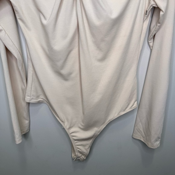 ASTR The Label Multi Cut Out Bodysuit Bone Long Sleeve Size XL Neutral NWOT - Picture 6 of 9